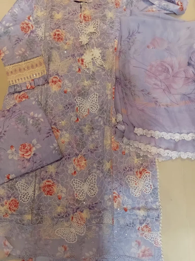 Multi-Shades Embroided Luxury Lawn 3 Piece Stitched Suit - ELL-101 - Image 3